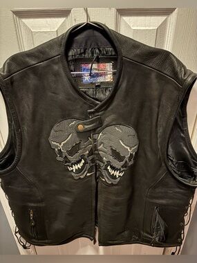 Men's Black Leather Sleeveless Biker Vest with Double Skull Patch